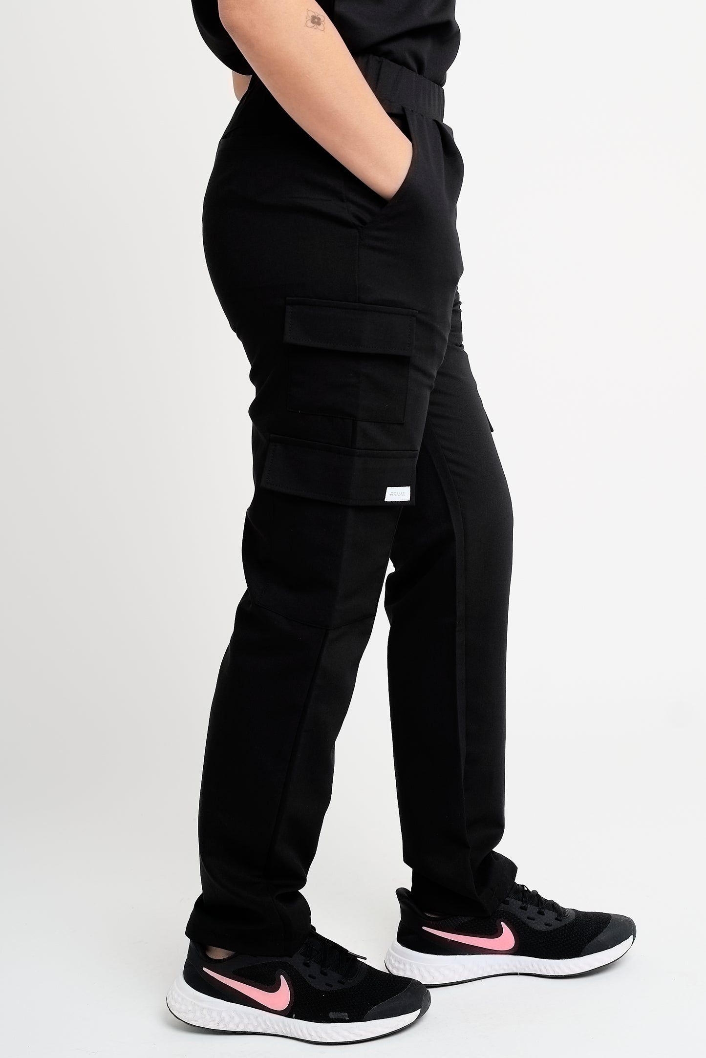 Kat 8-pocket Tailored Cargo Scrub Trousers