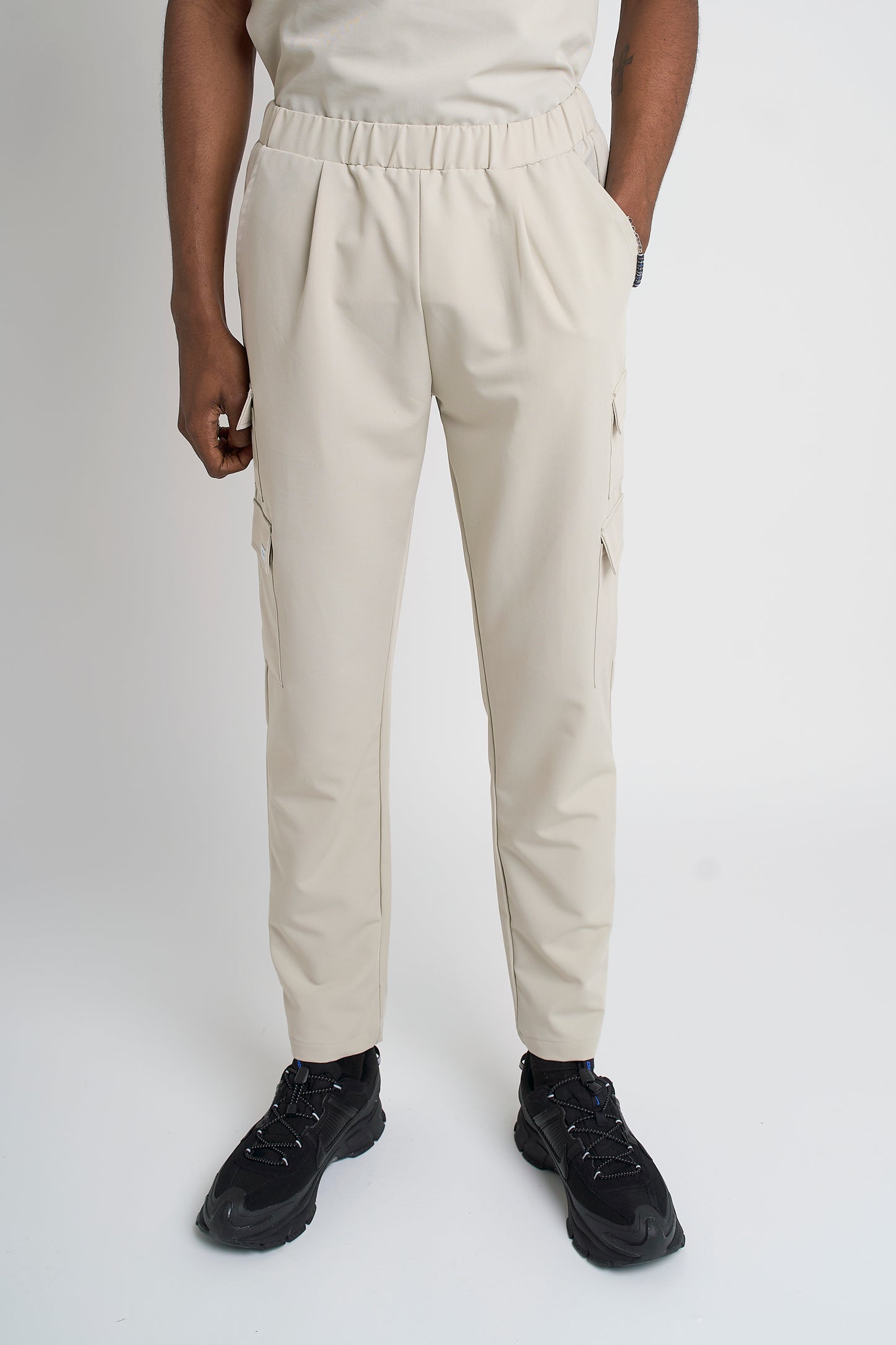 Jerry 8-pocket Tailored Cargo Scrub Trousers